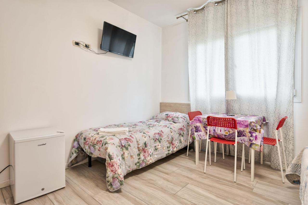 Venice Pink House Hotell Marghera Exteriör bild