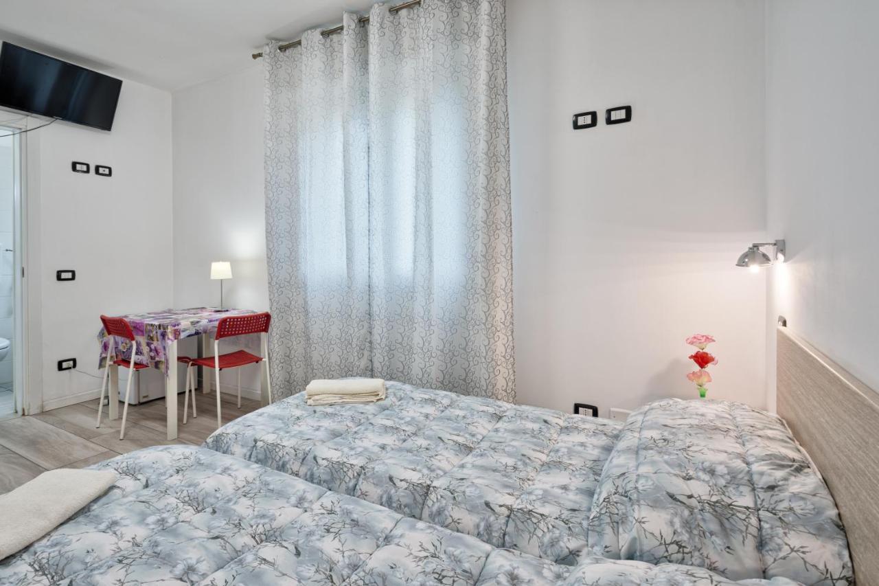 Venice Pink House Hotell Marghera Exteriör bild