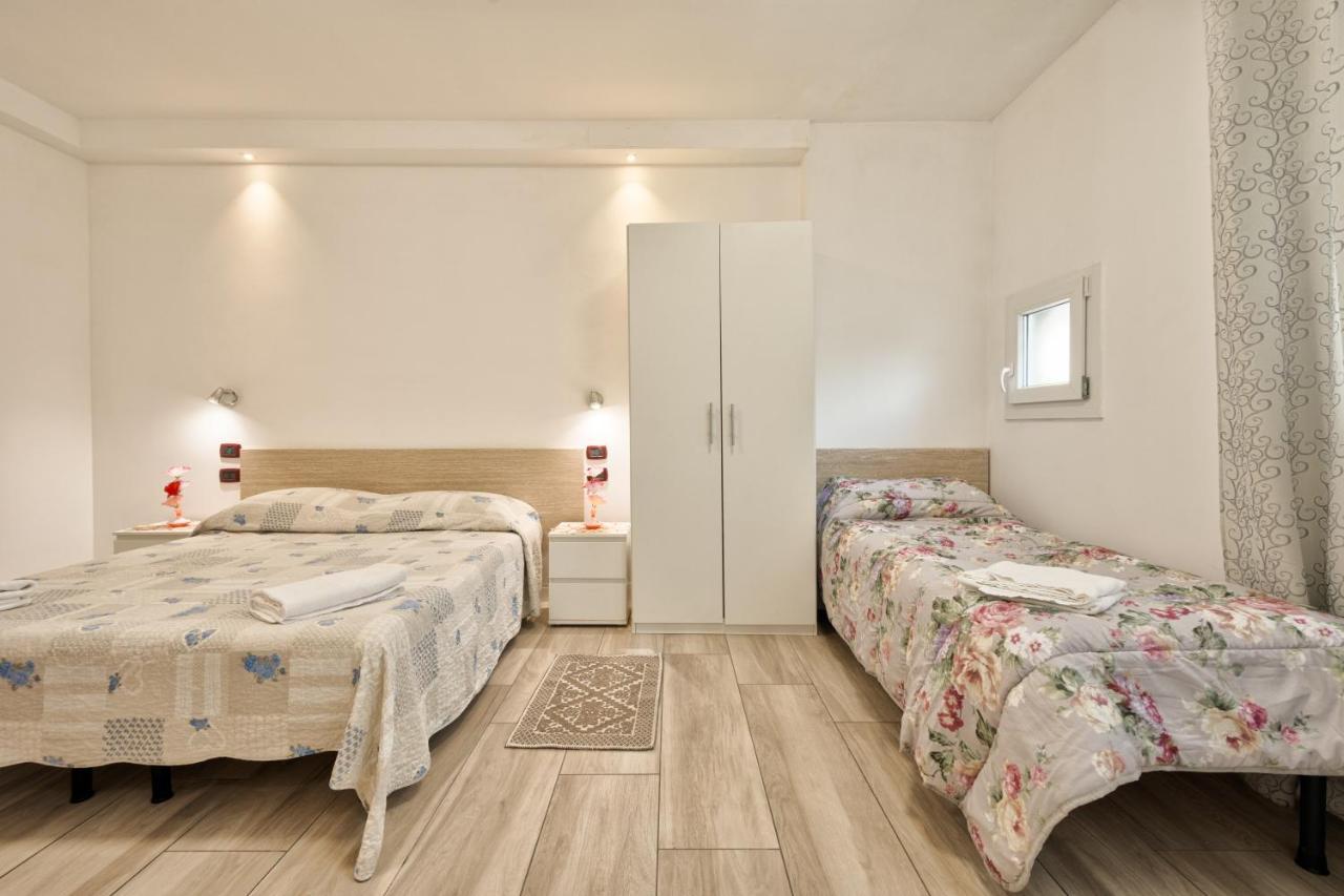 Venice Pink House Hotell Marghera Exteriör bild